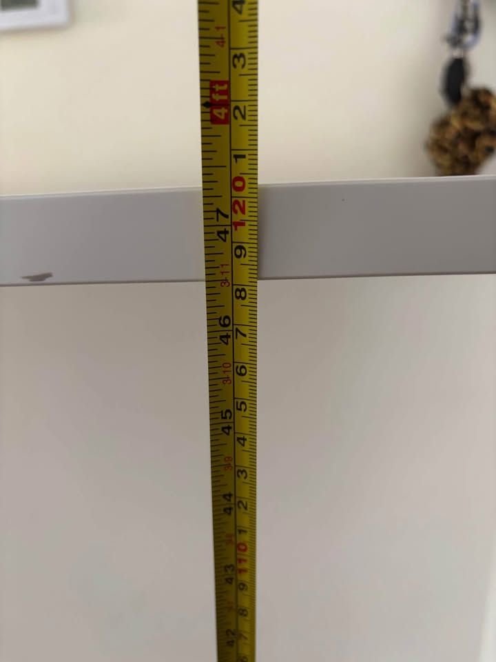 47 inch desk height from floor to top